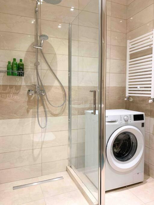 Gg Home - Cozy 1 Bedroom Apartment On Kazbegi Avenue 15 Tbilisi Exteriör bild